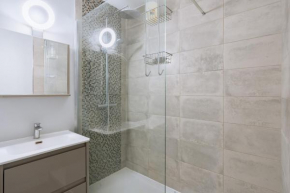 Exuberant 1BD Apartment near Canal Saint-Martin!